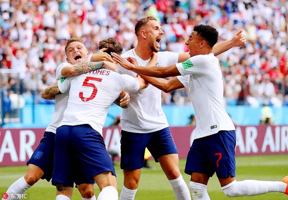 波兰队翻盘英格兰队,马龙点燃赛场 波兰队翻盘英格兰队,马龙点燃赛场