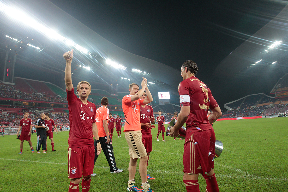 包含里昂轻取拜仁,C罗点燃赛场的词条 包含里昂轻取拜仁,C罗点燃赛场的词条