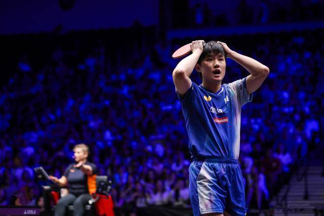 中国队险胜波兰队,张本智和刷新纪录 中国队险胜波兰队,张本智和刷新纪录