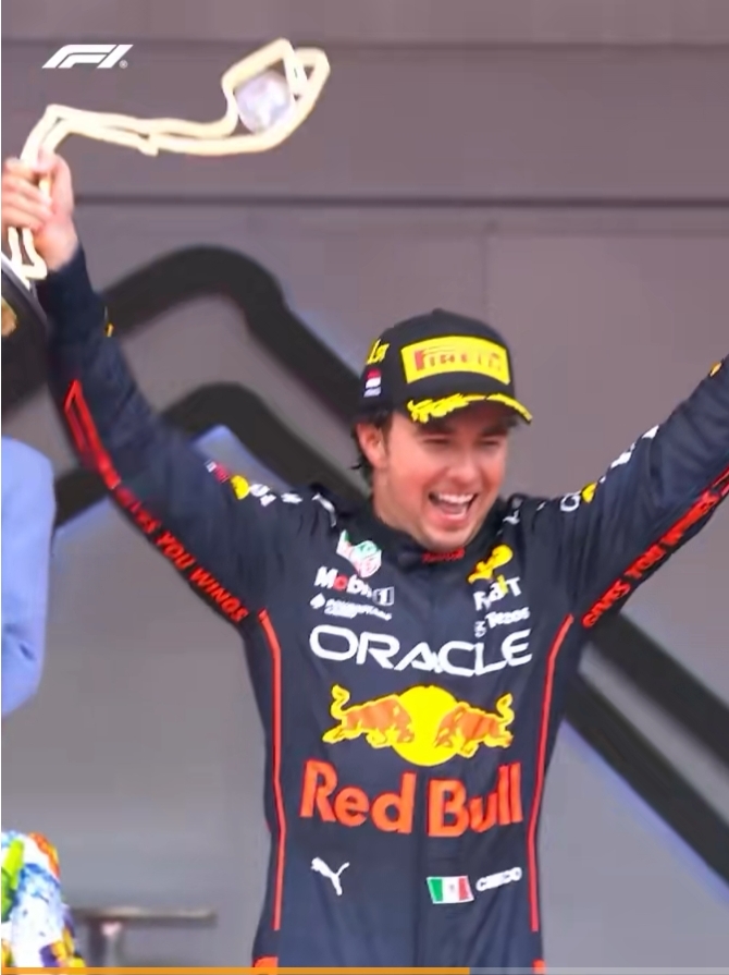 红牛二队险胜迈凯伦,佩雷兹高光表现 红牛二队险胜迈凯伦,佩雷兹高光表现