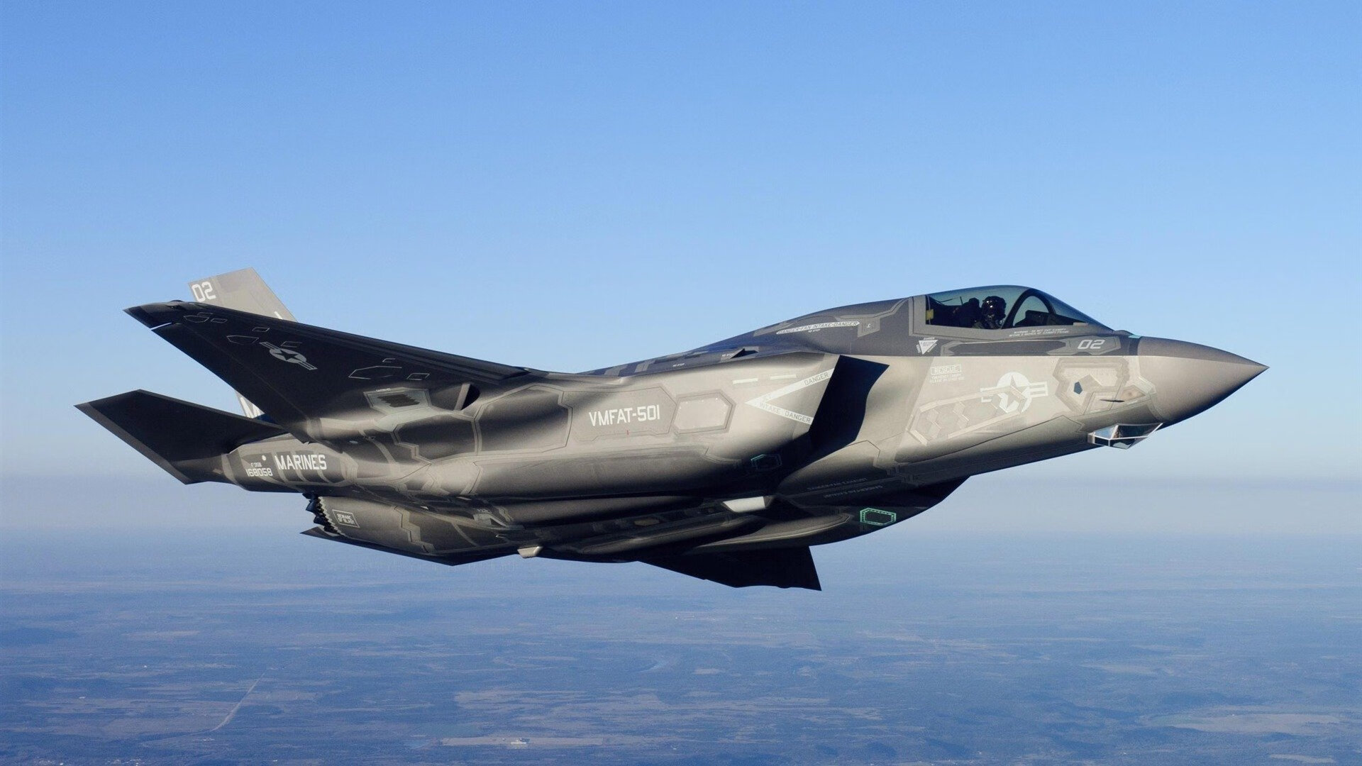 双线叙事，德国战车重碾法兰西，安赛龙式降维打击成赛场隐喻