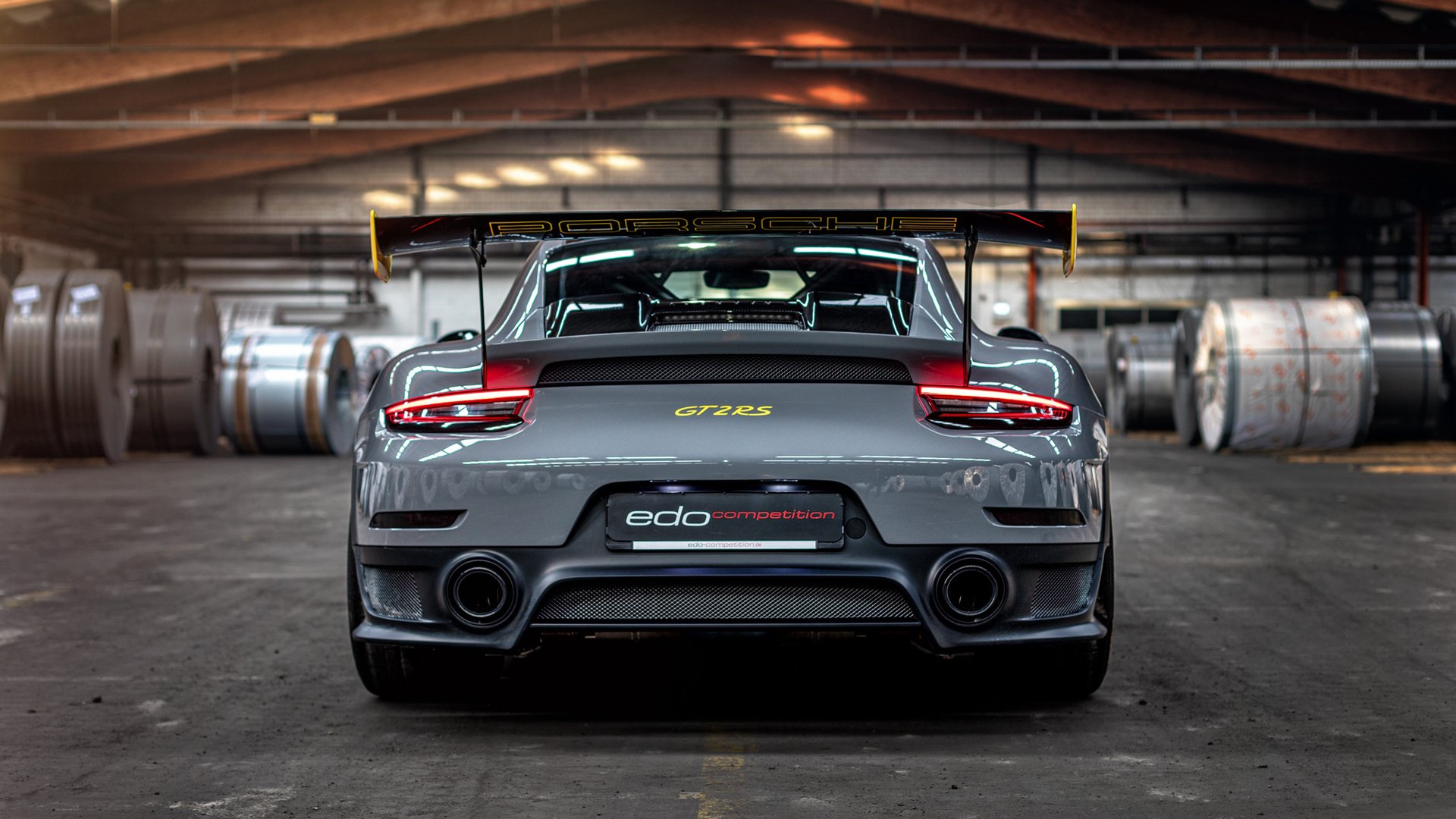 黄潜艇的战术革命，火力压制与节奏掌控如何重塑现代足球胜负天平？