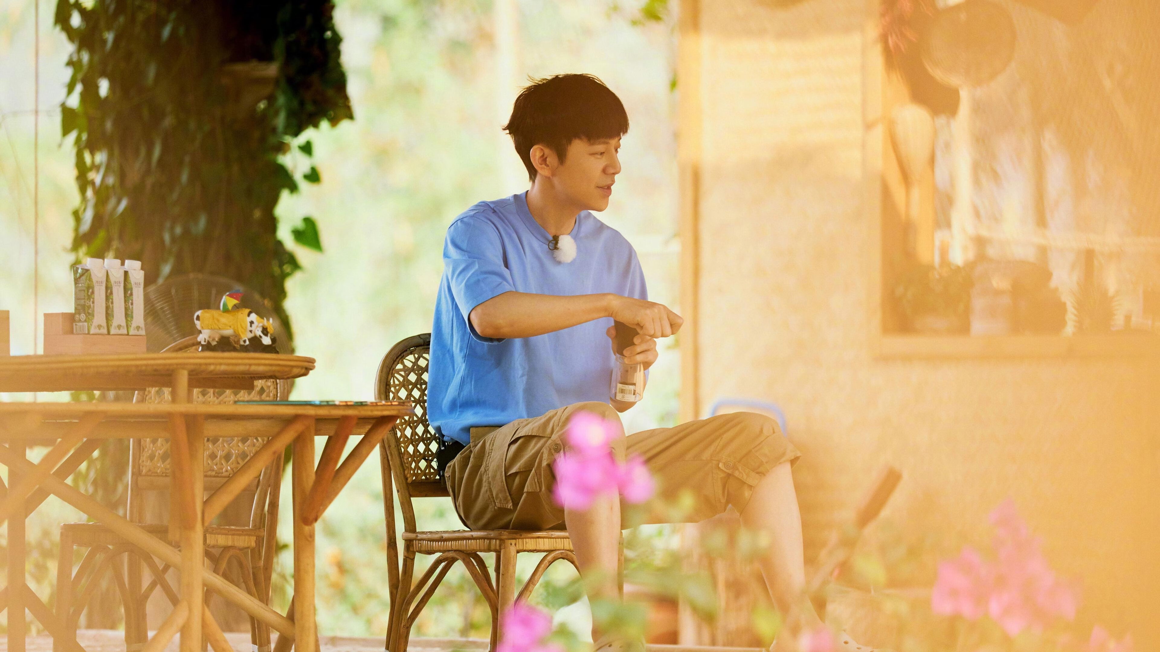 双重引擎,F1战车轰鸣与潘帕斯铁蹄疾驰下的生死竞速