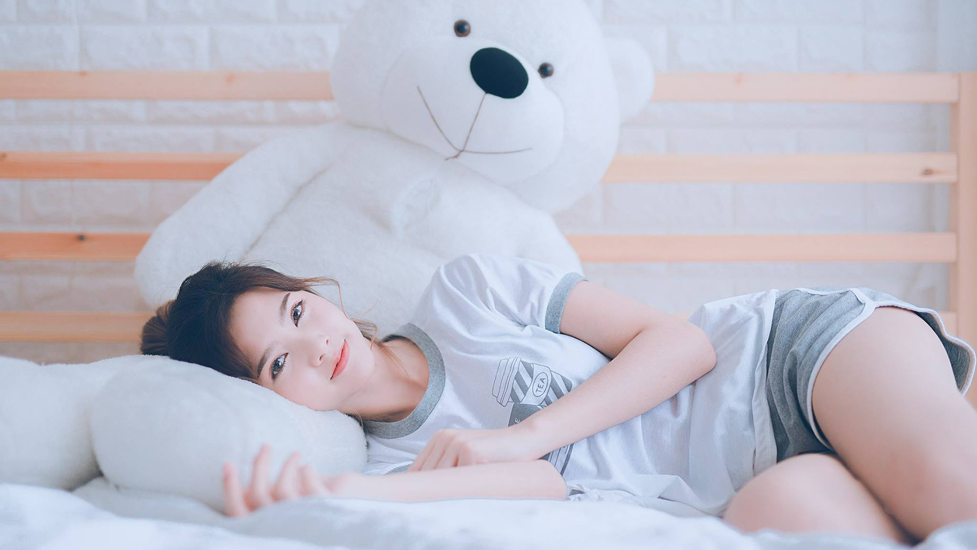 厄瓜多尔风暴席卷足坛,德甲争冠焦点战英雄如何正面击溃巴萨