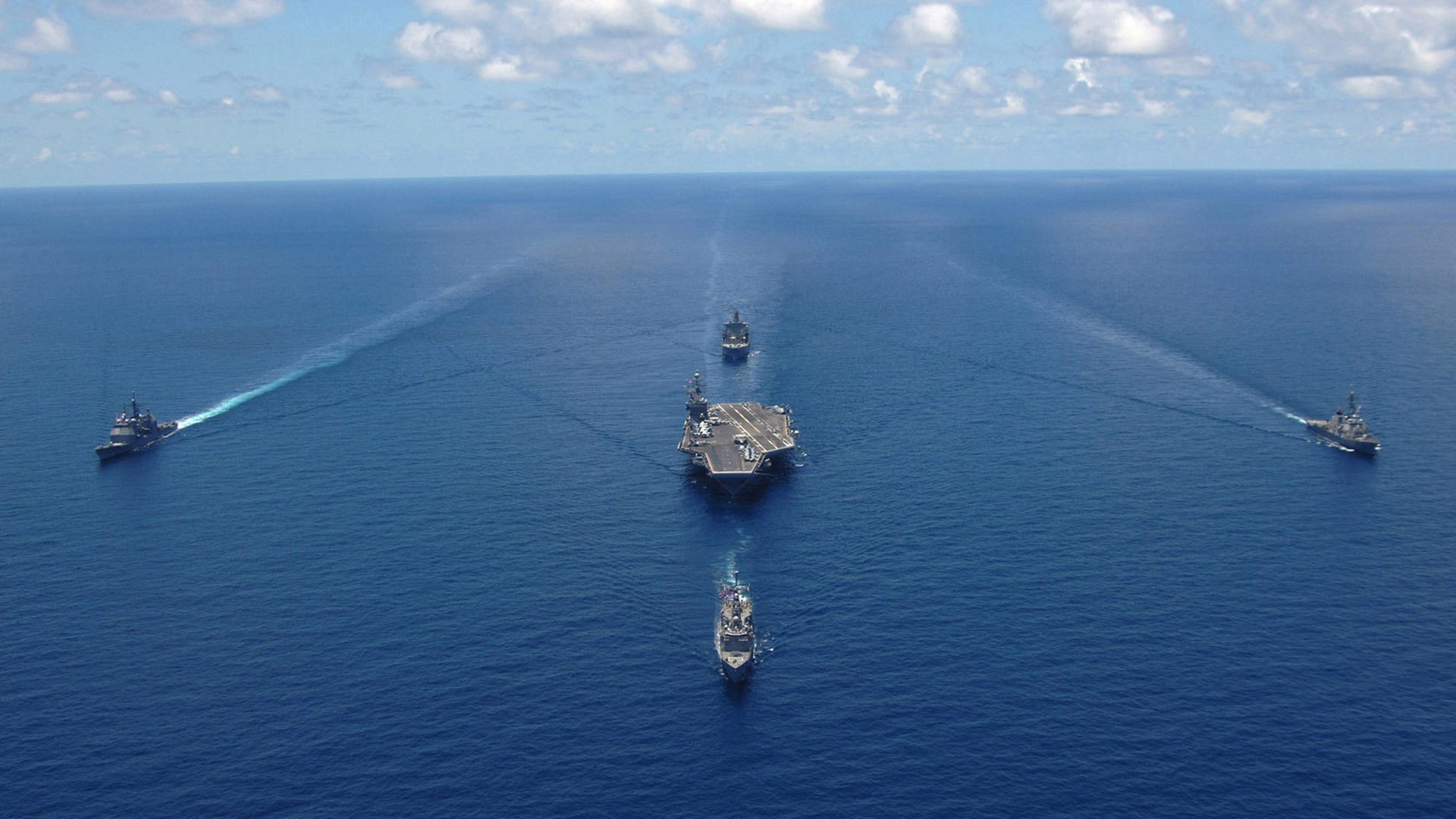 时光折痕里的金球,当塞维利亚遇上巴拉圭,厄德高与1982的永恒辩论