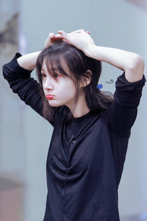 爱游戏官方入口-第四节风暴！杰伦·格林用两次致命抢断导演勇士奇袭，让76人三节努力化为泡影